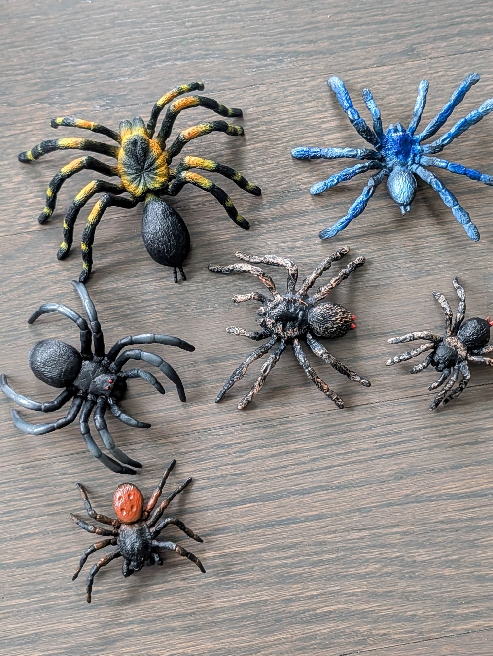Spiders Figurines, 6 Piece